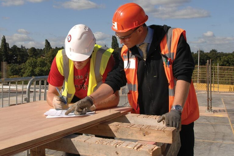 Generic apprentices Skills training workers 3x2 1024x682